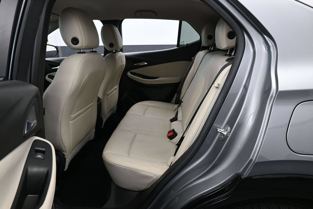 Used 2024 Buick Encore GX Sport Touring FWD image 27