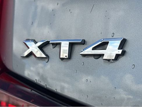 Certified 2024 Cadillac XT4 Premium Luxury image 32