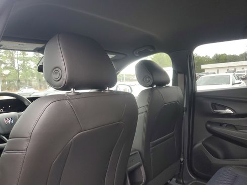 New 2026 Buick Envista Preferred image 7