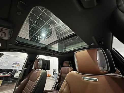 Certified 2024 GMC Yukon Denali Ultimate image 33
