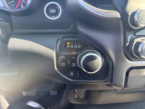 Used 2021 RAM 1500 Big Horn AWD/4WD image 39