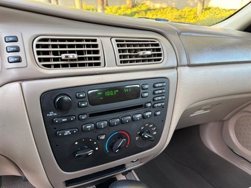 Used 2007 Ford Taurus SE image 21