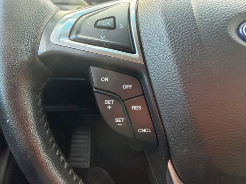 Used 2018 Ford Edge SEL AWD/4WD image 14