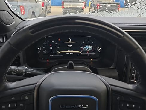 Used 2024 GMC Yukon XL Denali Ultimate image 22