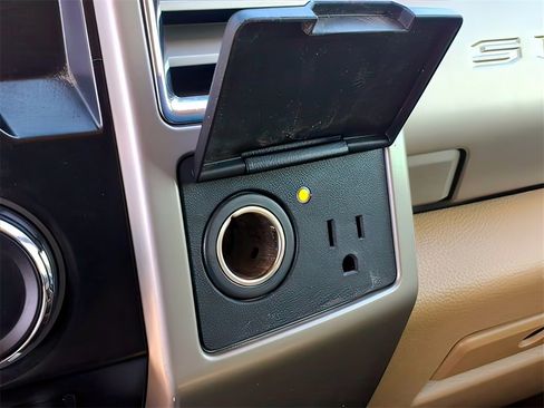 Used 2017 Ford F250 Lariat w/ Lariat Ultimate Package image 13