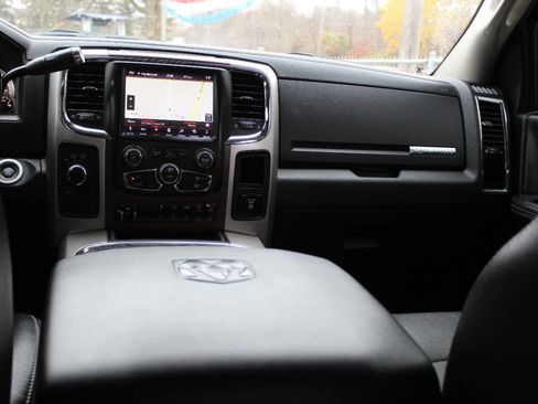 Used 2018 RAM 2500 Laramie w/ Snow Chief Group image 40