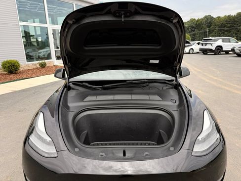 Used 2023 Tesla Model Y Long Range AWD/4WD image 52