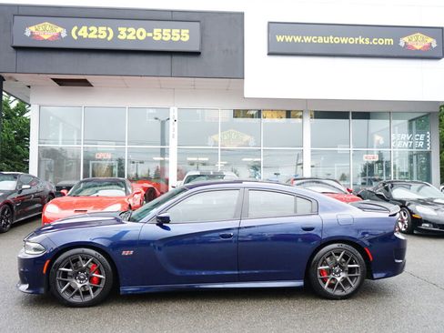 Used 2017 Dodge Charger R/T Scat Pack w/ Beats Audio Group image 2