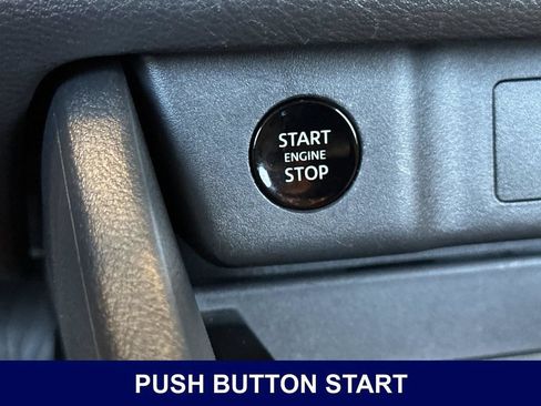 Used 2024 Nissan Rogue SV FWD image 28