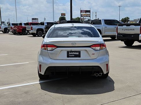 Used 2026 Toyota Corolla SE image 6