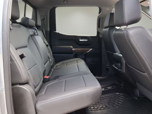 Used 2021 Chevrolet Silverado 1500 LT Trail Boss w/ Convenience Package II AWD/4WD image 18
