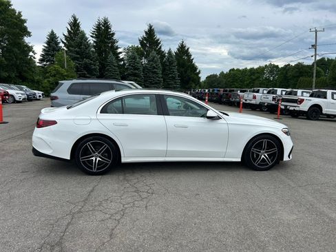 Used 2024 Mercedes-Benz E 450 4MATIC Sedan image 7