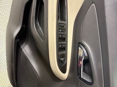 Used 2017 Buick Encore Essence w/ Experience Buick Package image 10