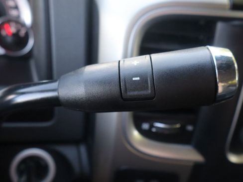 Used 2015 RAM 2500 SLT w/ Luxury Group AWD/4WD image 32