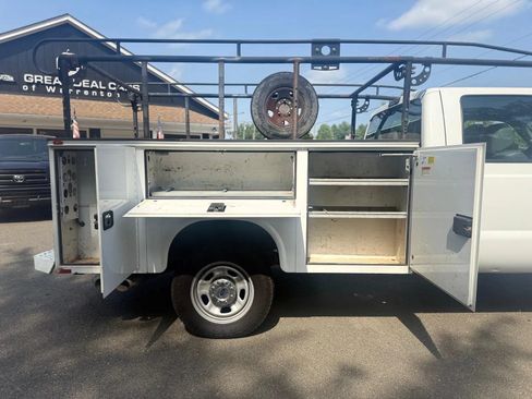 Used 2015 Ford F350 XL w/ Power Equipment Group AWD/4WD image 9