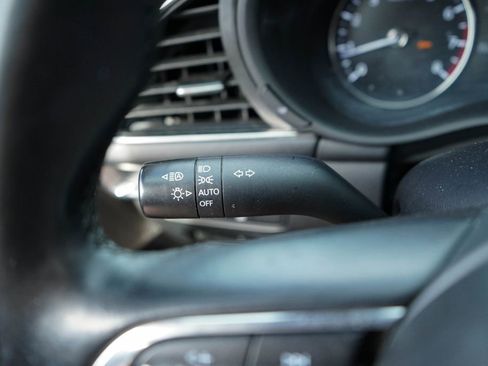 Used 2023 MAZDA MAZDA3 s image 29