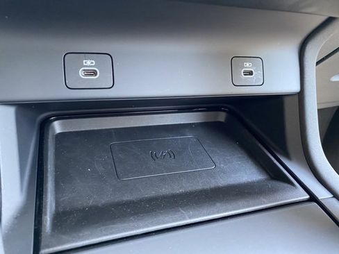 Certified 2024 Land Rover Discovery Sport S image 17