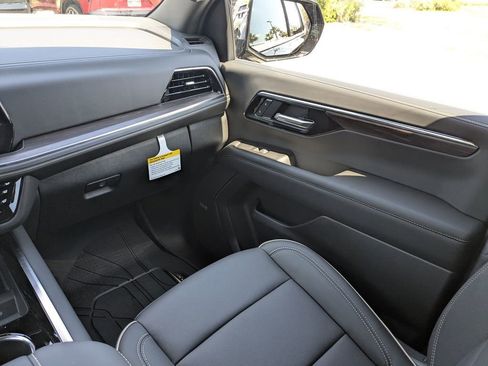 New 2026 Chevrolet Tahoe Premier RWD image 16