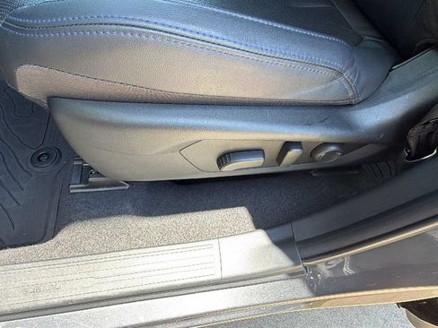 Used 2025 Subaru Forester Limited AWD/4WD image 22