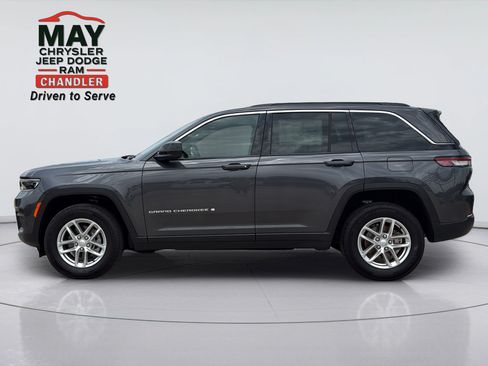 New 2026 Jeep Grand Cherokee Laredo X AWD/4WD image 4