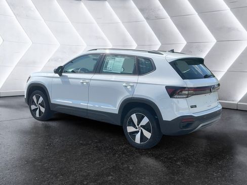 Used 2025 Volkswagen Taos S AWD/4WD image 4