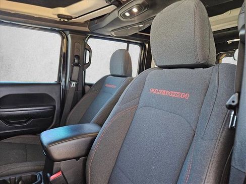 Used 2024 Jeep Wrangler Unlimited Rubicon w/ Safety Group image 18