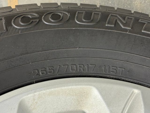Used 2019 Toyota 4Runner SR5 AWD/4WD image 39