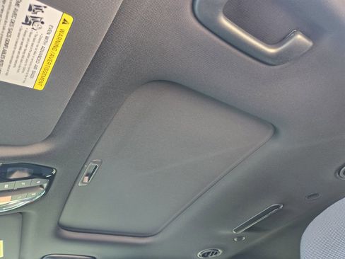 New 2027 Kia Telluride S image 18