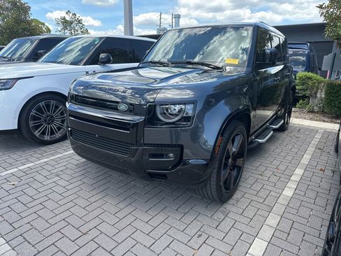 Used 2023 Land Rover Defender 110 X AWD/4WD image 1