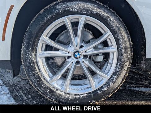 Used 2025 BMW X3 xDrive30i w/ Convenience Package image 9