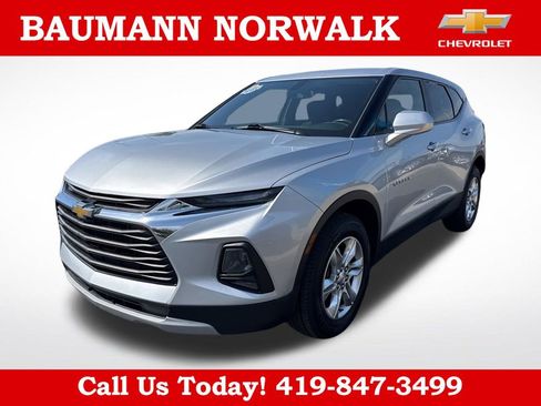 Used 2020 Chevrolet Blazer LT FWD image 3