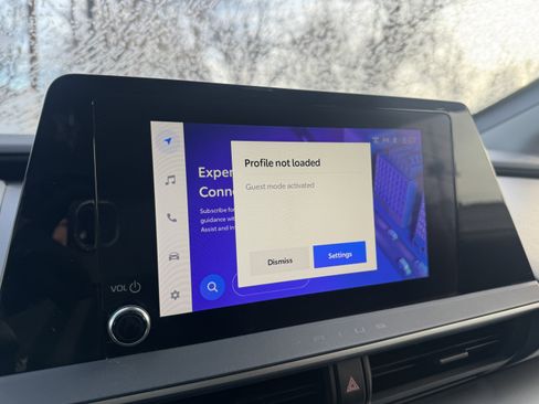 Used 2023 Toyota Prius LE image 24