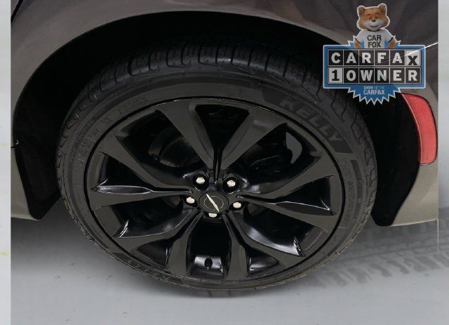 Used 2015 Chrysler 200 S w/ Navigation & Sound Group I AWD/4WD image 18
