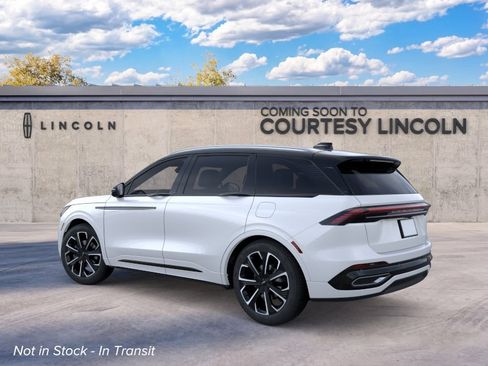 New 2026 Lincoln Nautilus Reserve AWD/4WD image 4