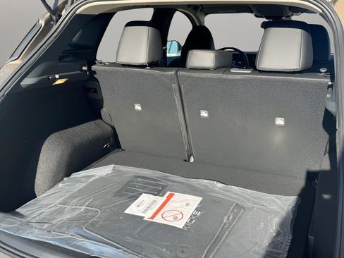 New 2026 Nissan Kicks SR FWD image 40