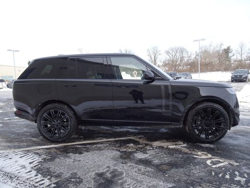 New 2026 Land Rover Range Rover SE image 7