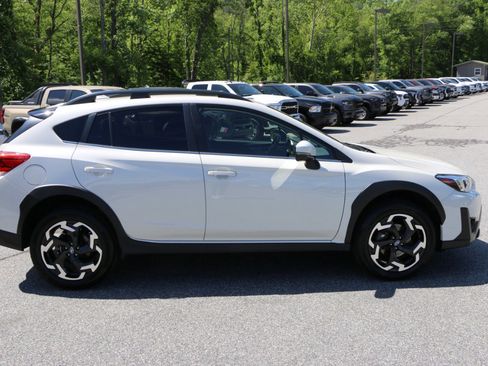 Used 2023 Subaru Crosstrek 2.5i Limited w/ Moonroof Package AWD/4WD image 9