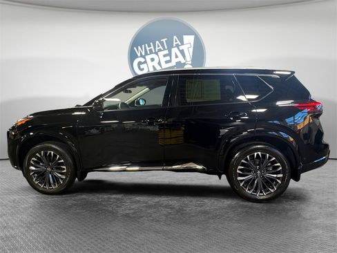 Used 2024 Nissan Rogue Platinum w/ Platinum Premium Package image 7