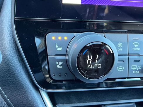 New 2026 Toyota Grand Highlander Limited image 30