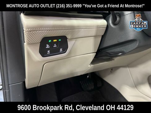 Used 2024 Volkswagen Atlas SE w/ Panoramic Sunroof Package AWD/4WD image 16