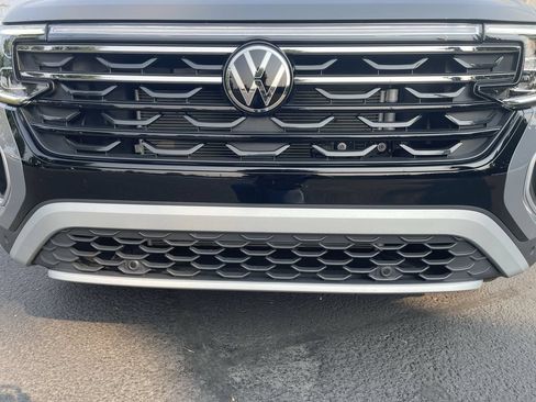 Used 2026 Volkswagen Atlas Peak Edition AWD/4WD image 30