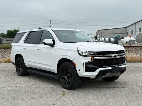 Used 2021 Chevrolet Tahoe 4WD w/ Remote Keyless Entry Package image 6