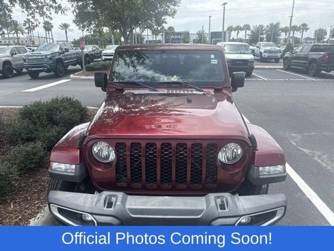 Used 2021 Jeep Gladiator Sport AWD/4WD image 2