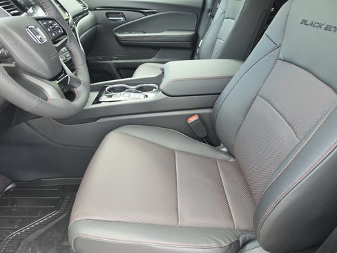 New 2026 Honda Ridgeline Black Edition image 10
