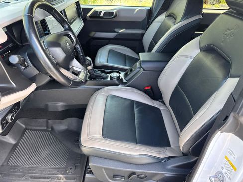 Certified 2023 Ford Bronco Wildtrak AWD/4WD image 27