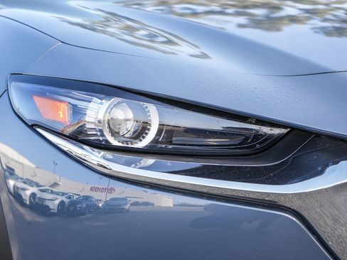 Used 2024 MAZDA CX-30 AWD 2.5 S w/ Preferred Package image 4