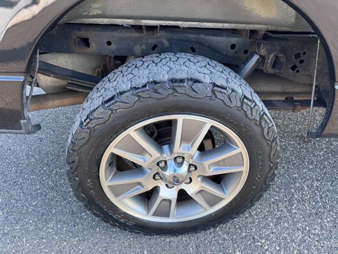 Used 2014 Ford F150 STX w/ Equipment Group 201A Mid image 9