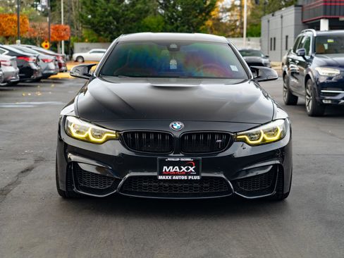 Used 2018 BMW M4 Coupe image 3