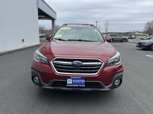 Used 2019 Subaru Outback 2.5i Limited image 2