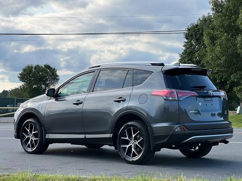 Used 2016 Toyota RAV4 SE AWD/4WD image 3